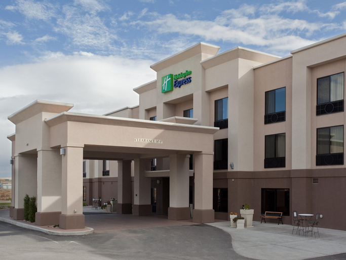 Exterior & Views 3, Holiday Inn Express RAWLINS by IHG, Carbon