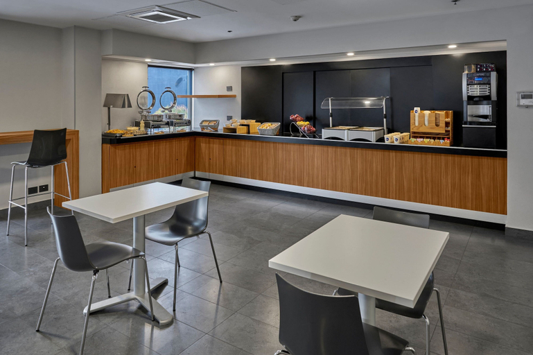 Food & Drinks 5, City Express by Marriott Tijuana Río, Tijuana