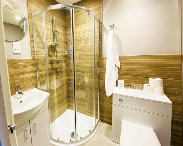 Bathroom 4, Balmacara Hotel, Highland
