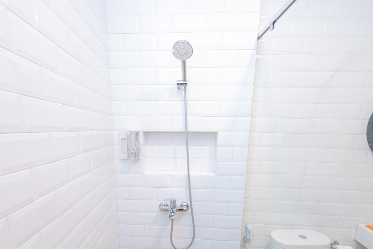 Bathroom 4