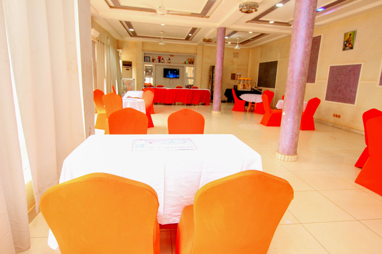 Food & Drinks, Benin Metropole Hotel, Parakou