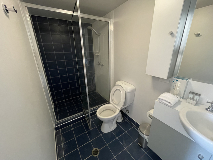 Bathroom 3, City Stadium 2, City