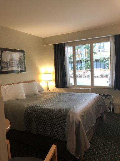 Bedroom 3, Travelodge by Wyndham Winnipeg East, Division No. 11