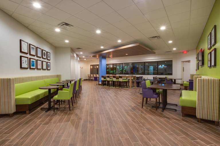 Food & Drinks 3, Holiday Inn Express WILKESBORO, Wilkes