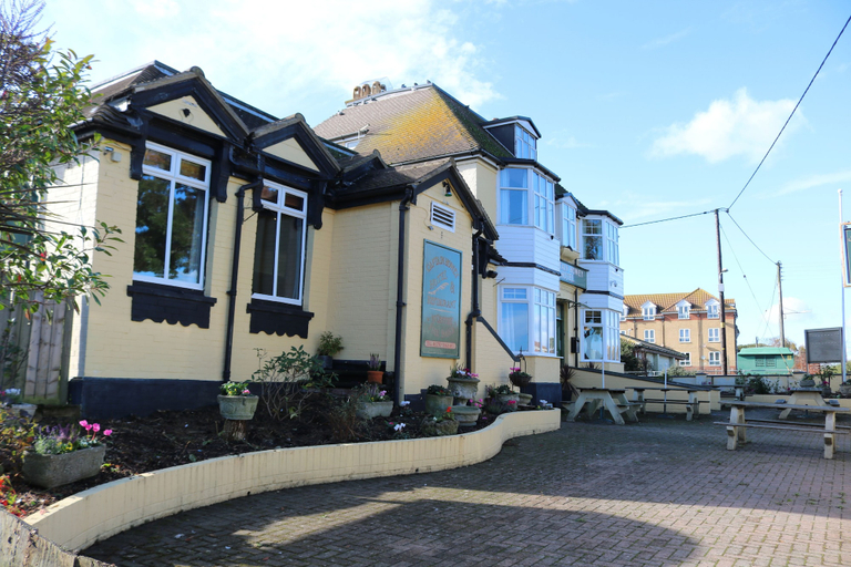 Exterior & Views 1, Captain Howey Hotel, Kent