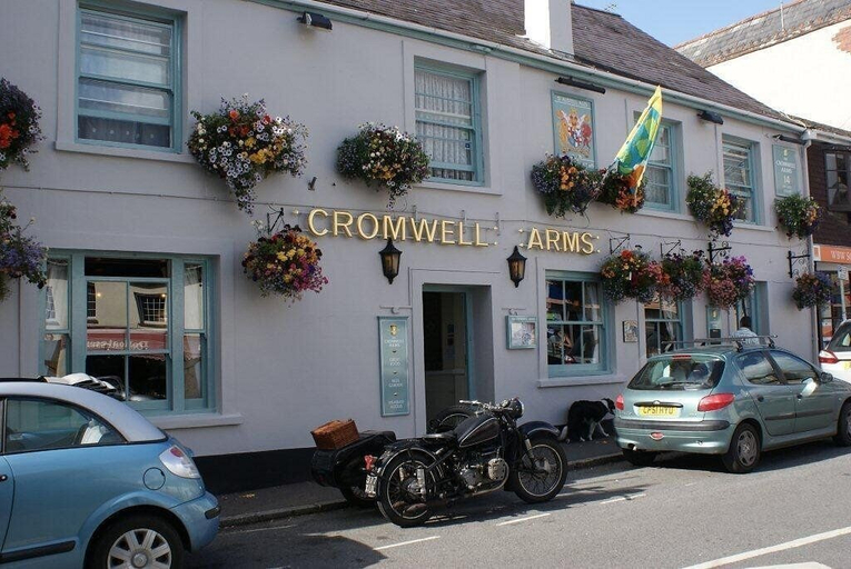 Exterior & Views 2, Cromwell Arms, Devon