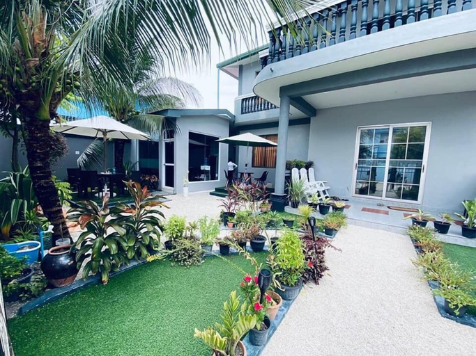 Others 5, Ekefaru Inn, Gaafu Alifu Atoll