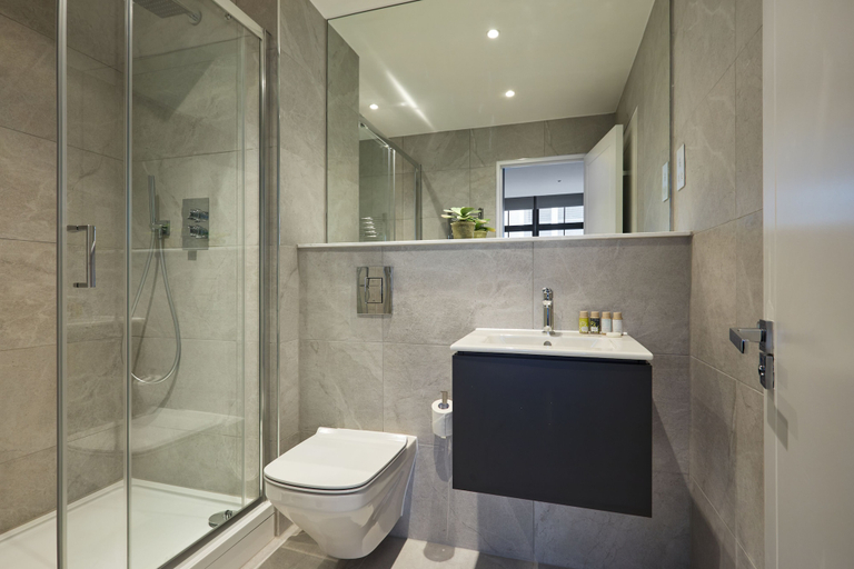 Bathroom 3, Chancery Lane by Viridian Apartments, London