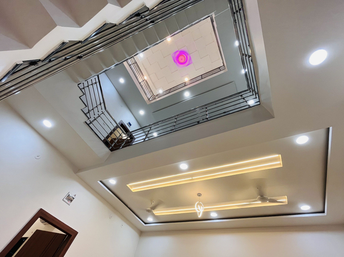 Others 4, Home Escape Luxe, Ujjain