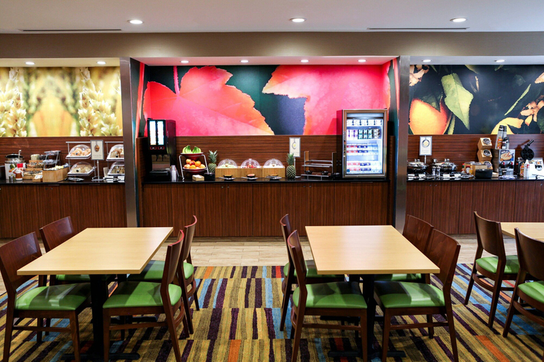 Food & Drinks 5, Fairfield Inn & Suites by Marriott Rockingham, Richmond