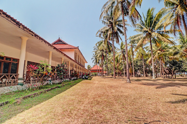 Exterior & Views 2, Capital O 93236 Hotel Hapel Negara, Jembrana