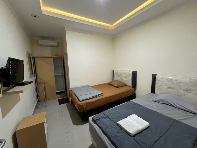 Bedroom 5, Omah Belimbing near ABM Malang Mitra RedDoorz, Malang