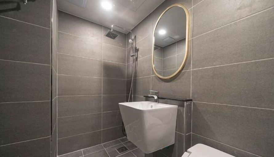 Bathroom 4, Hotel Gate, Bupyeong