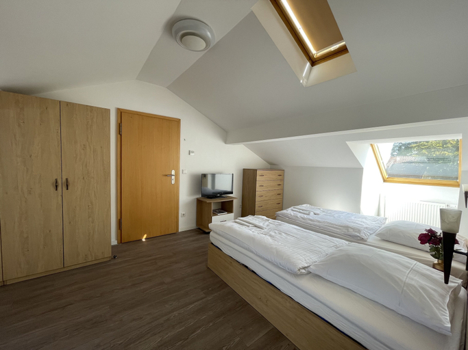 Bedroom 4, Eurotel am Main, Offenbach am Main