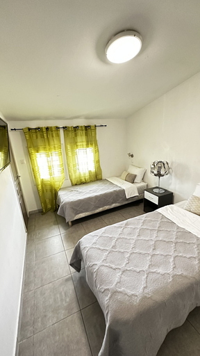 Bedroom 2, Hotel Aragats, Haute-Garonne
