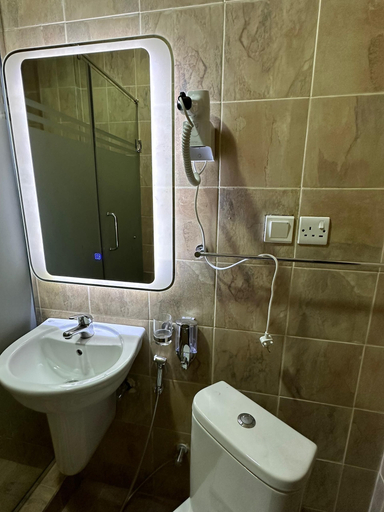 Bathroom, Kans Krib, Accra