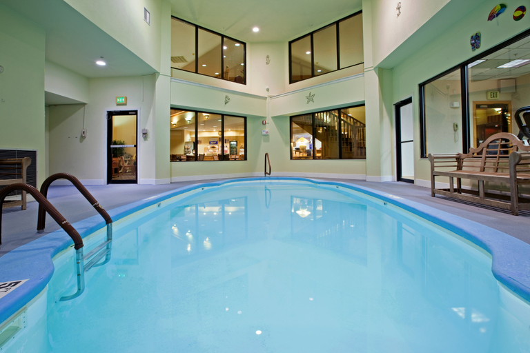 Sport & Beauty 3, Holiday Inn Express WASHINGTON, Daviess