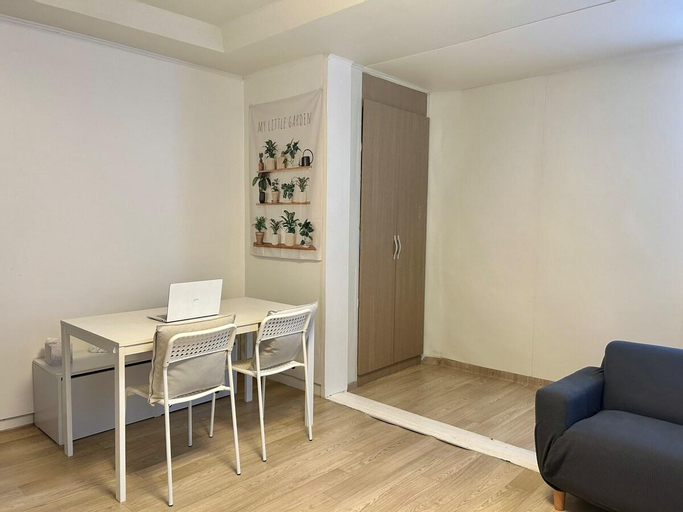 Others 2, Hapjeong Station 1 minute | Double bed room | Hongdae Share House, Mapo
