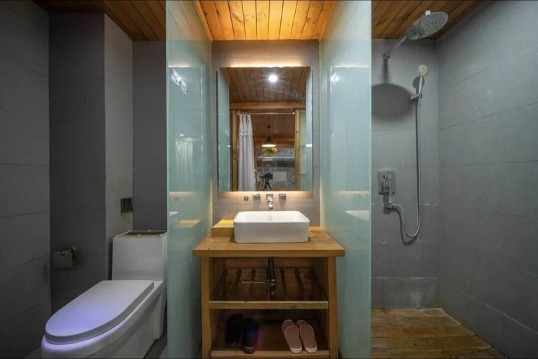 Bathroom, zeyunmanxiang, Lijiang