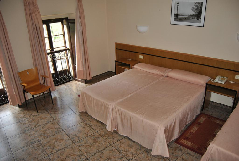 Bedroom 2, Palacio De Vallados, Asturias