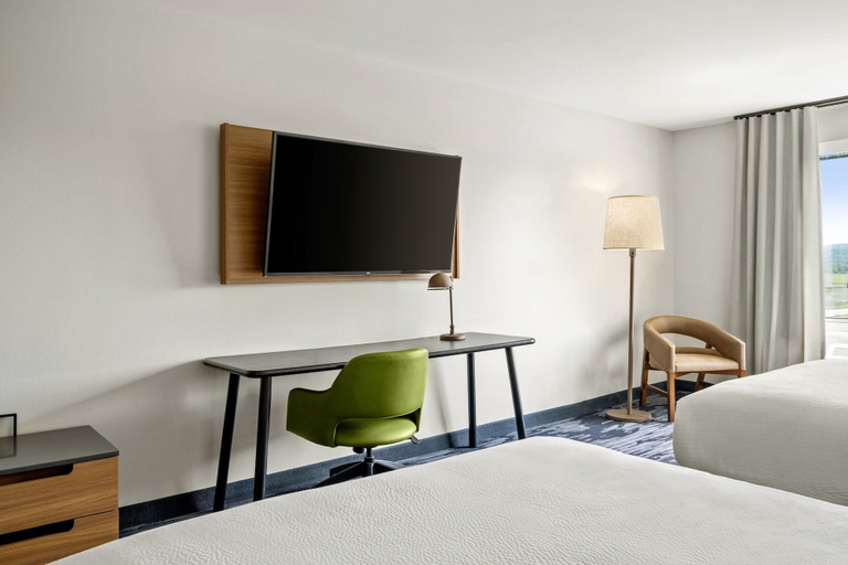 Bedroom 3, Fairfield Inn & Suites by Marriott Baraboo, Sauk