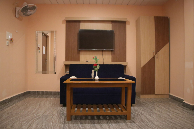 Others 4, Hotel Hillton Heaven, Subarnapur