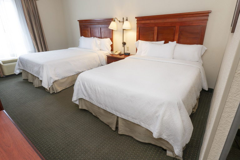 Bedroom 4, Hampton Inn by Hilton Guadalajara-Aeropuerto, El Salto