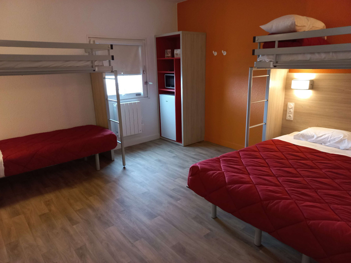 Bedroom 3, Premiere Classe Evry SUD Mennecy, Essonne