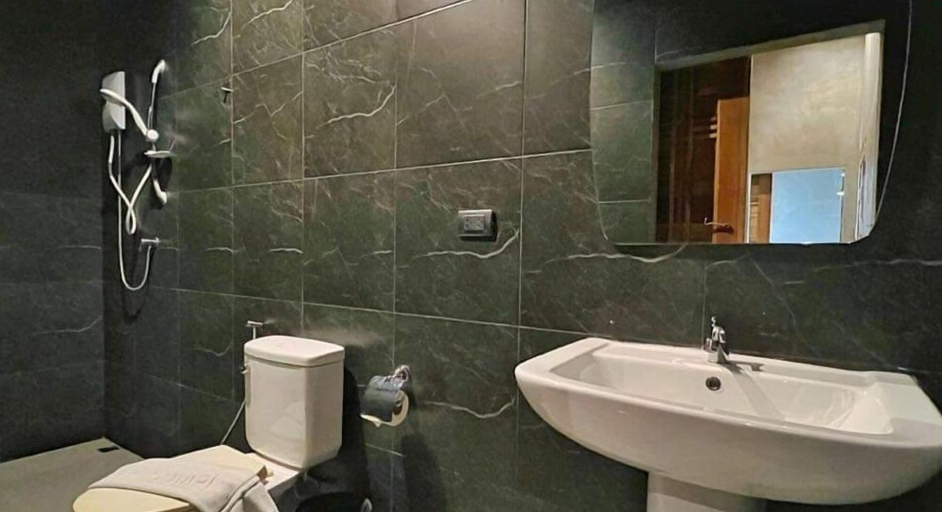 Bathroom 4, Dojo Pool Villa, Pattaya