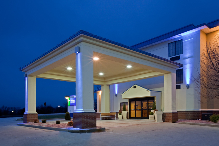 Exterior & Views 2, Holiday Inn Express WASHINGTON, Daviess