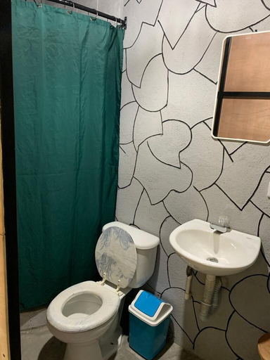 Bathroom 4, Casa Qatzij - Guest House, San Lucas Tolimán