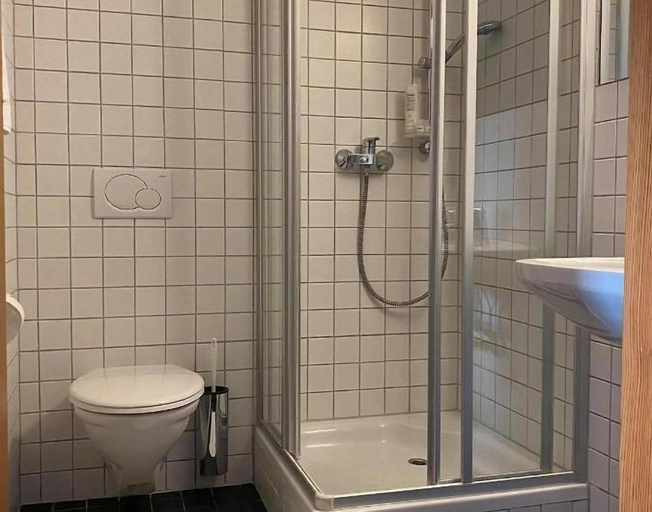 Bathroom 3, Berghaus Stuben, Bludenz