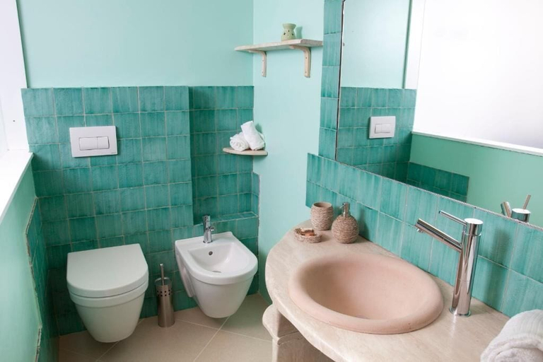 Bathroom 5, Via dei Mari Guesthouse, Oristano