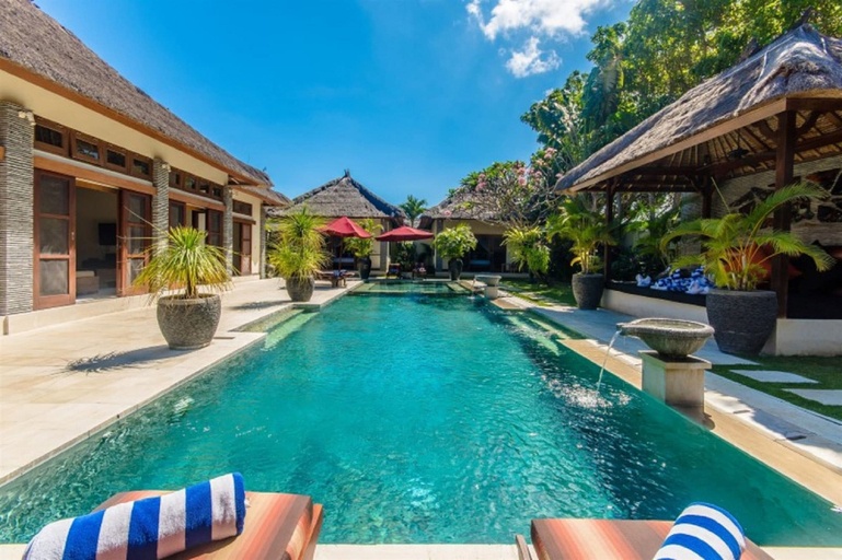 Sport & Beauty 5, Luxury Private Villa in Heart of Seminyak, Badung