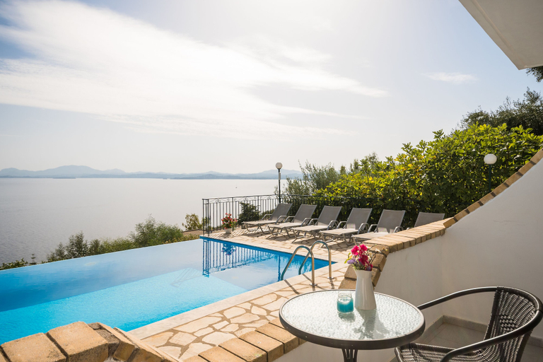 Sport & Beauty 3, Four-Bedroom Villa Eleni by Konnect, with Private Pool & Stunning Seaview, Ionian Islands
