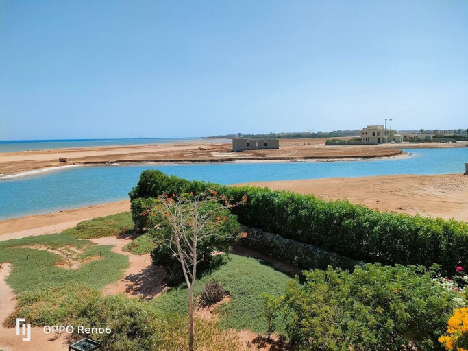 Others 5, luxury half villa sea view team, Al-Ghurdaqah 2