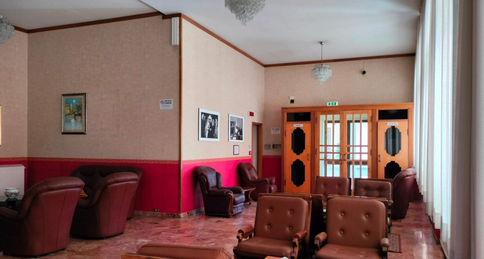 Others, Hotel Continental, Frosinone
