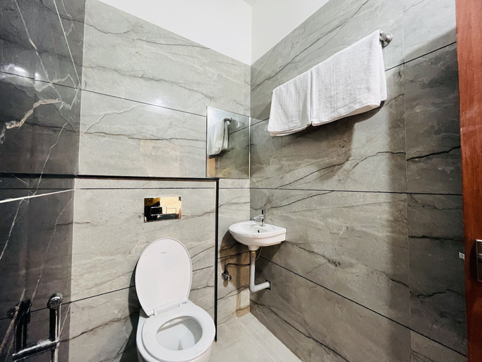 Bathroom 3, Home Escape Luxe, Ujjain