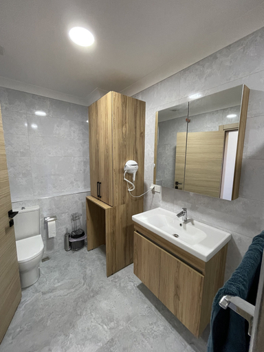 Bathroom, Çamlık Apart, Ayvalık