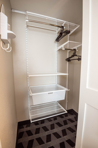 Bathroom 3, TownePlace Suites by Marriott Gahanna, Franklin