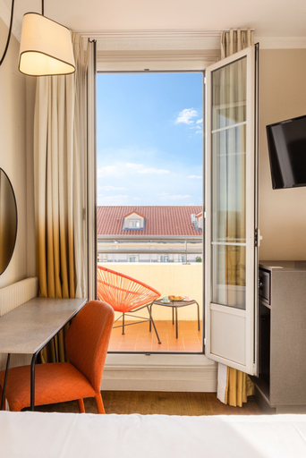Others 3, Hôtel Vendôme, Alpes-Maritimes