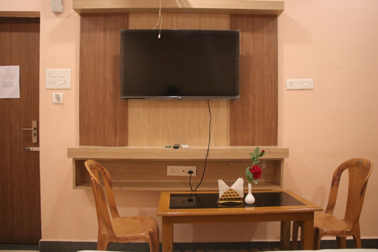 Others 5, Hotel Hillton Heaven, Subarnapur