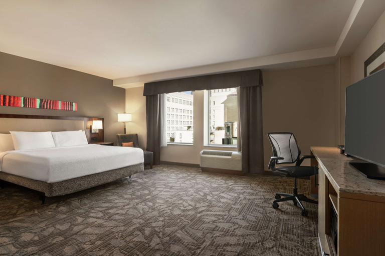 Bedroom 3, Hilton Garden Inn San Antonio Downtown Riverwalk, Bexar