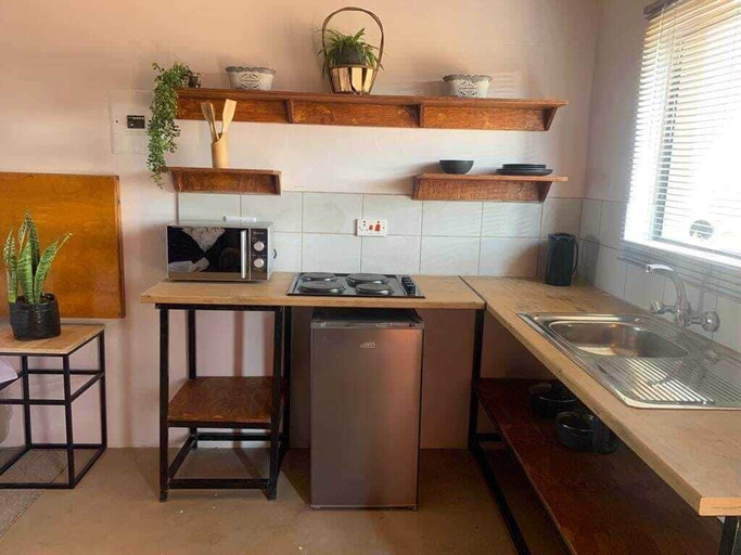 Others, Letlhakeng Park-Route Apartments, Kweneng South