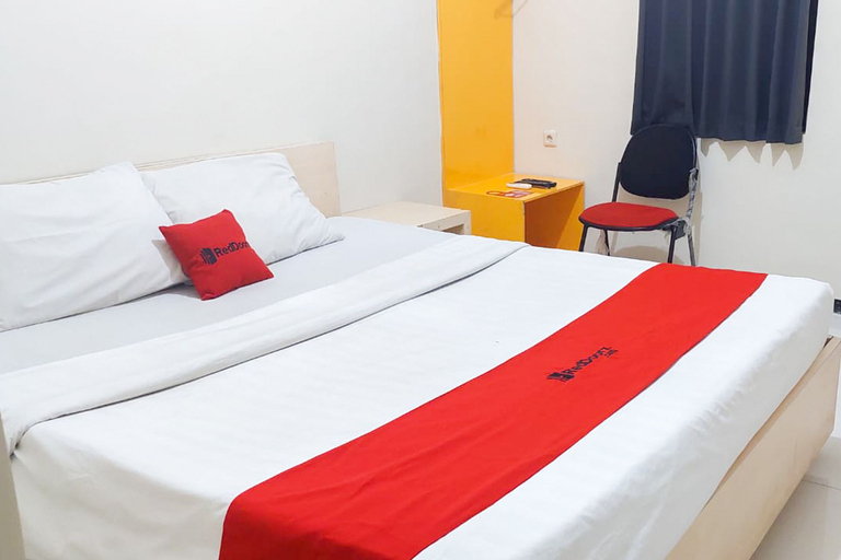 RedDoorz @ Osuko Residence Sukomanunggal Jaya, Surabaya