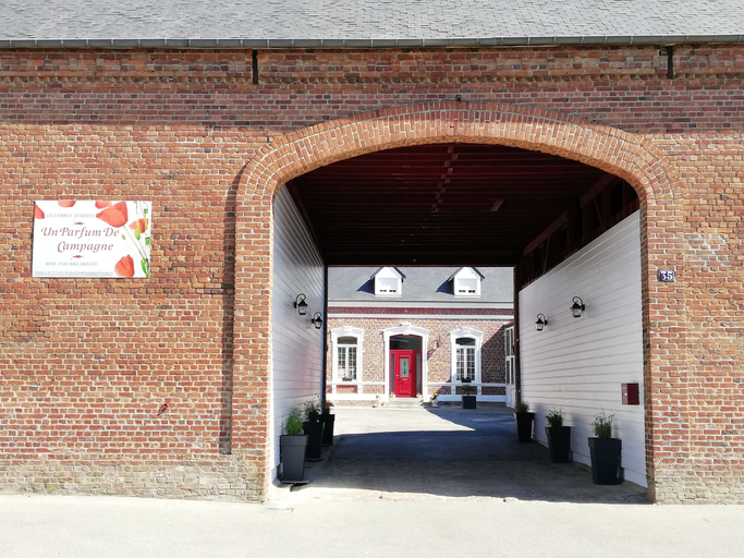 Exterior & Views 2, Un Parfum de Campagne, Somme