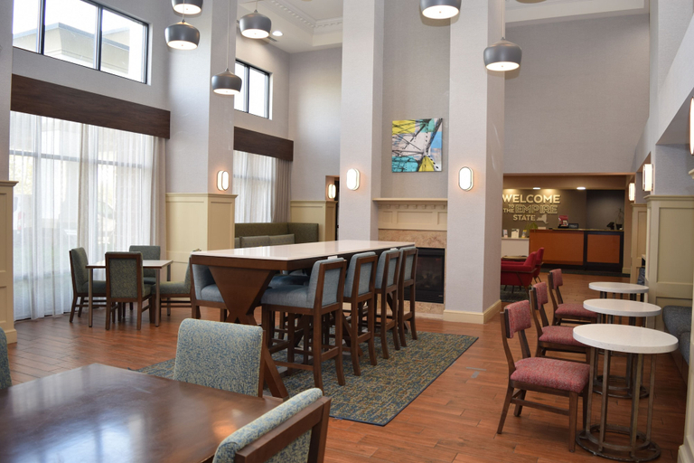 Food & Drinks 2, Hampton Inn & Suites Albany Airport, Albany