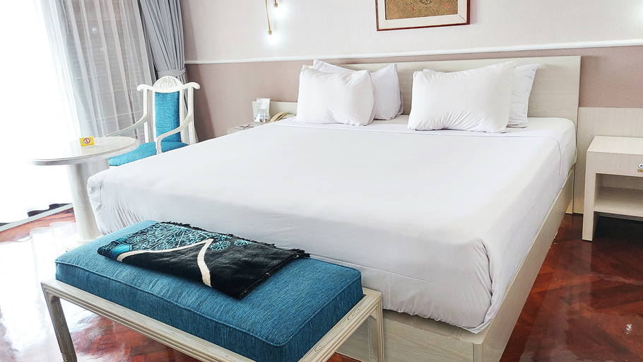 Bedroom 13