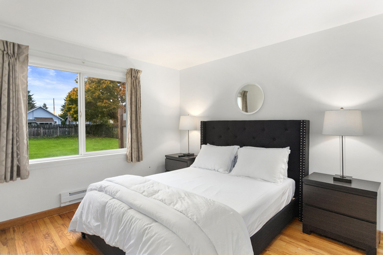 Stylish and Well Appointed in Monroe, Snohomish