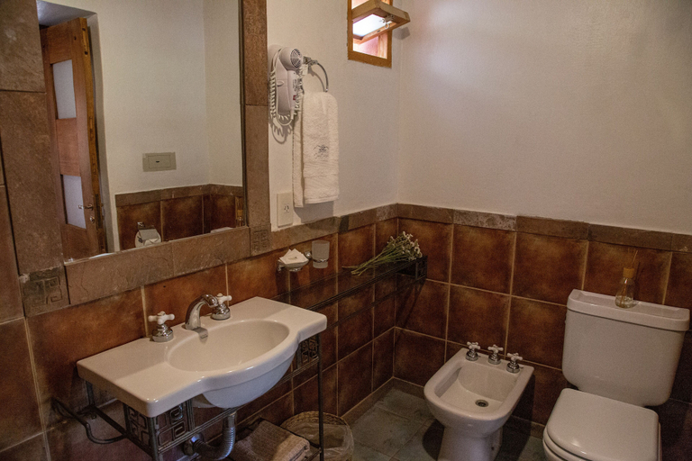 Bathroom 3, CasaCalma Hotel Boutique, Tilcara